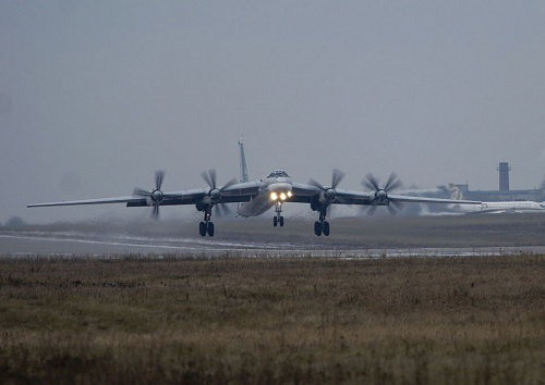 Передача модернизированных Ту-95МС в ВВС России