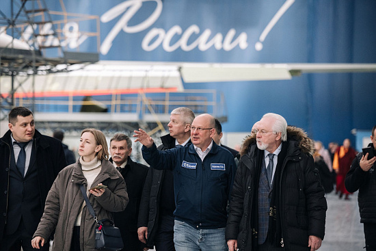 Делегация Общественного совета при Минобороны России посетила Казанский авиационный завод Делегация Общественного совета при Минобороны России посетила Казанский авиационный завод